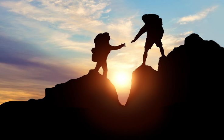 Loyalty programs as a base for improving CRM strategy with added value services